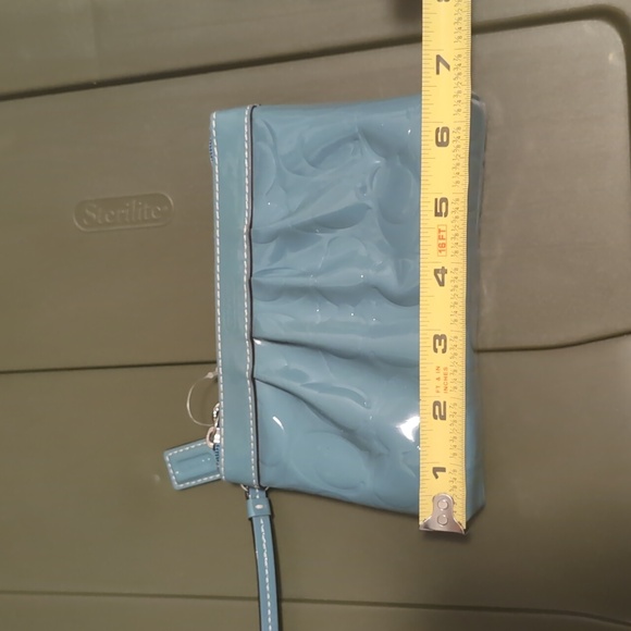 COACH • wristlet (NEW with TAGS) - Picture 9 of 11